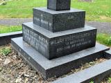 image of grave number 699080